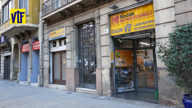 Revelar carretes de foto analógica en Navidad 2019, Colorvif Barcelona su tienda de foto