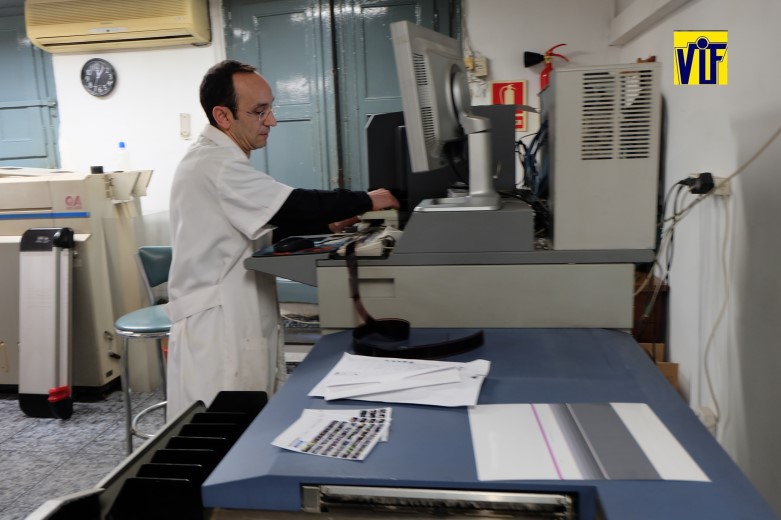 Uno de los mejores laboratorios para revelar fotos en Barcelona, Colorvif digital y foto analógica de carrete