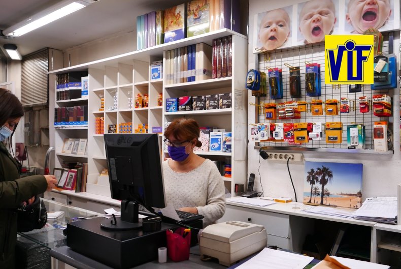 Dónde revelar fotos de negativos de color a papel auténtico fotográfico químico en Barcelona en Colorvif