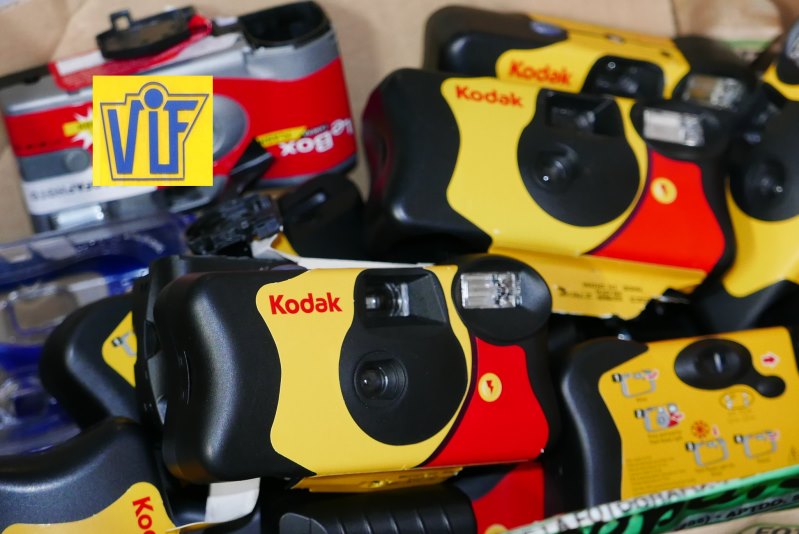 Revelar fotos cámara desechable en Barcelona Colorvif Laboratorio Profesional