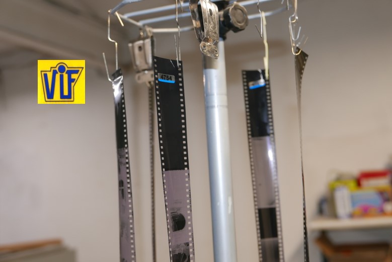 Laboratorio fotográfico carretes b/negro Barcelona Colorvif